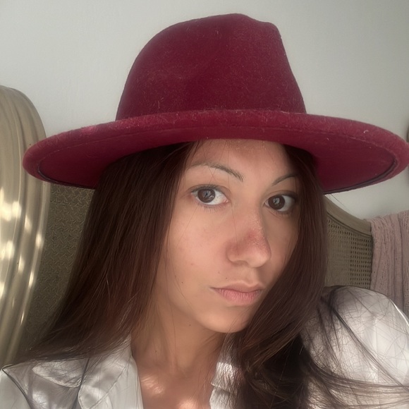 Maroon Fedora with Leather Trim - Picture 4 of 4